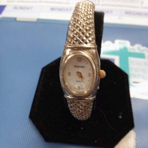 Perona Ladies Watch - Picture 1 of 2